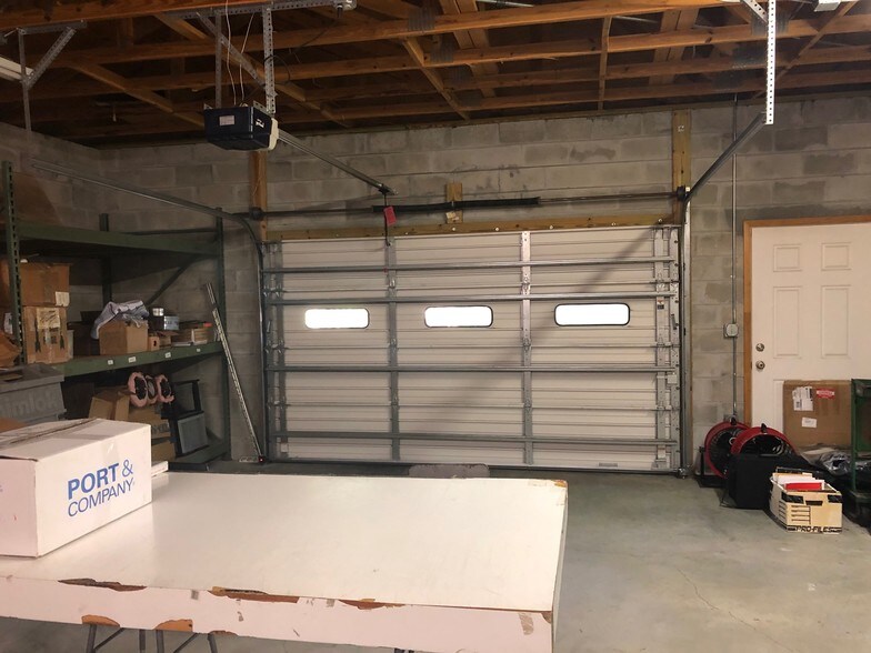 More Photos Of 258 Short Ave, Longwood Office For Sale