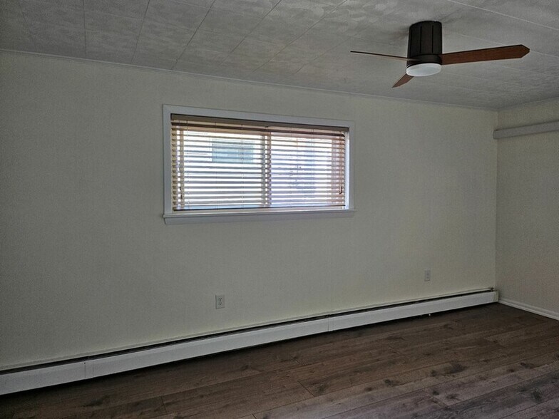 More Photos Of 707 West Ave, Jenkintown Storefront Retail Residential For Lease