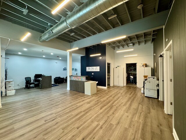 More Photos Of 5117 Main St, Downers Grove Storefront Retail Office For Lease