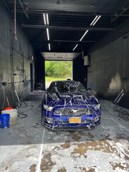 More Photos Of 585 Route 303, Blauvelt Auto Repair For Sale