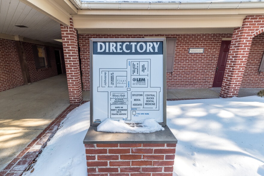 More Photos Of 301 S Main St, Doylestown Medical For Sale