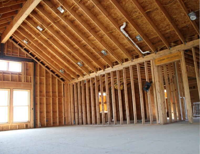 More Photos Of 7840 Camargo Rd, Cincinnati General Retail For Sale