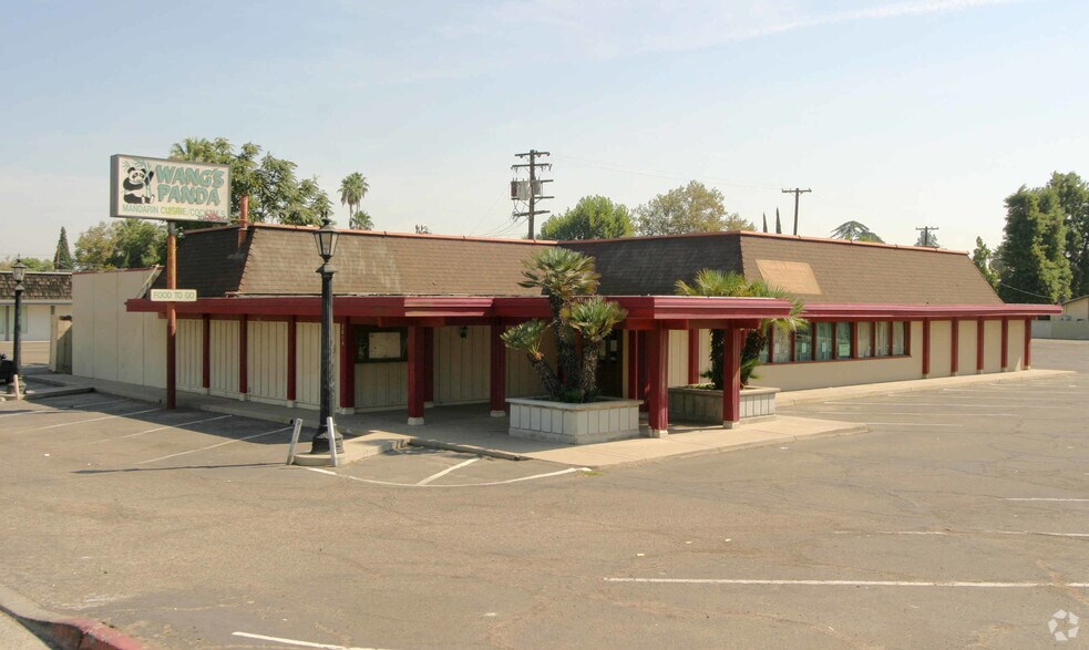 More Photos Of 2814 N Maroa Ave, Fresno General Retail For Sale