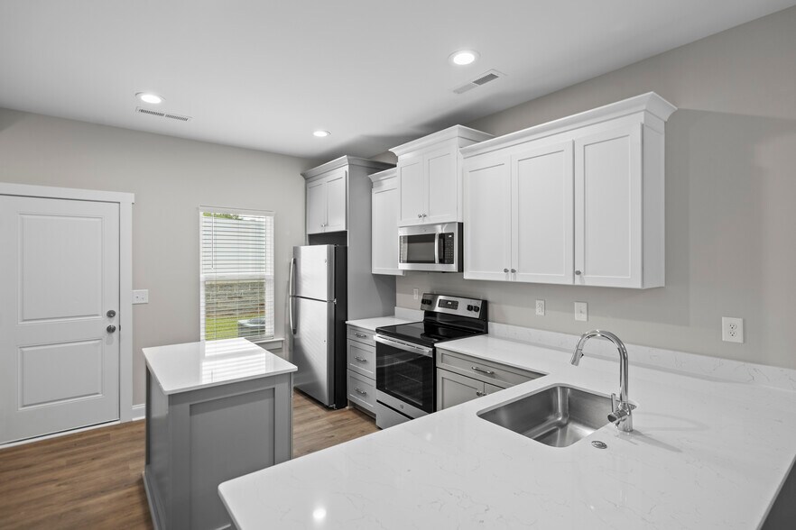 More Photos Of 501 Mill St, Lowell Apartments For Sale