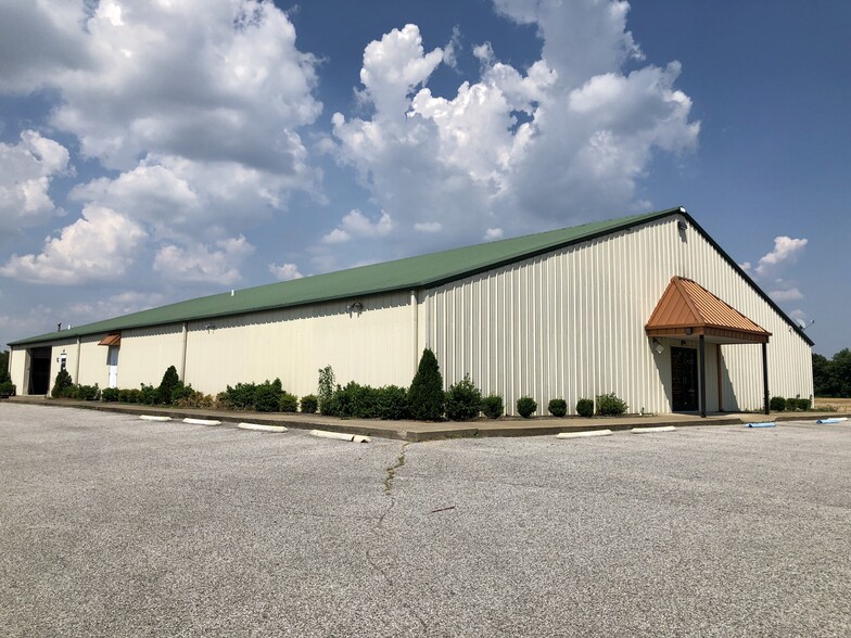 Primary Photo Of 4617 Sutherland Rd, Owensboro Light Distribution For Lease