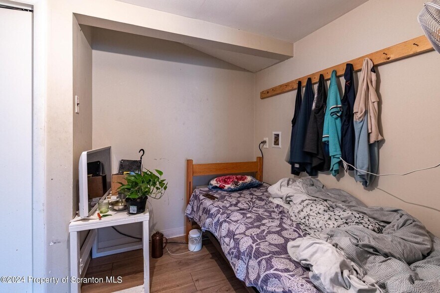 More Photos Of 1017 Prescott Ave, Scranton Auto Repair For Sale