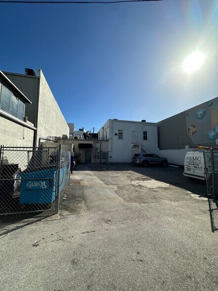 More Photos Of 3620 NE 2nd Ave, Miami Loft Creative Space For Sale