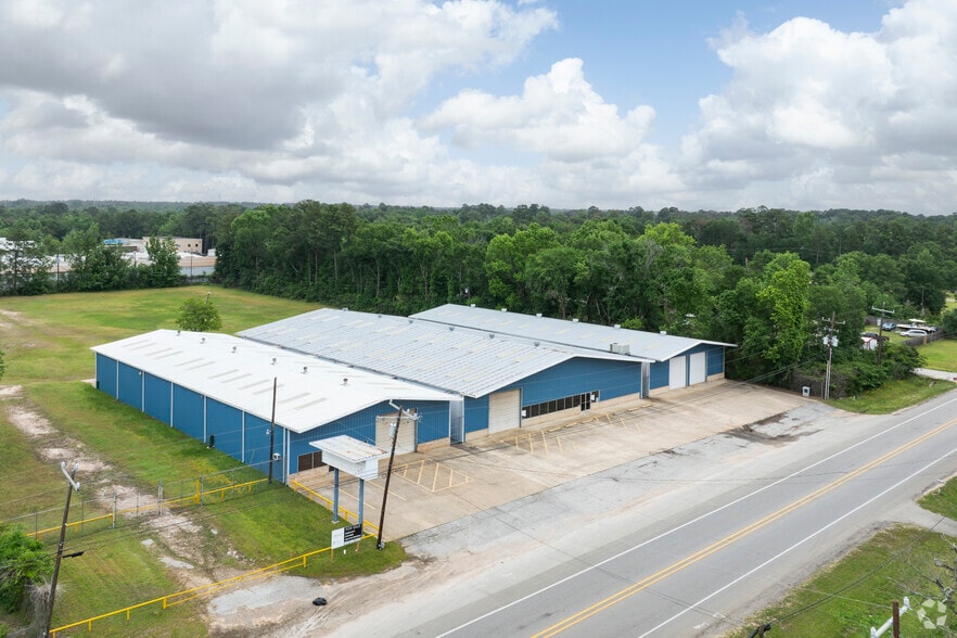 More Photos Of 213 FM 1314, Conroe Manufacturing For Lease