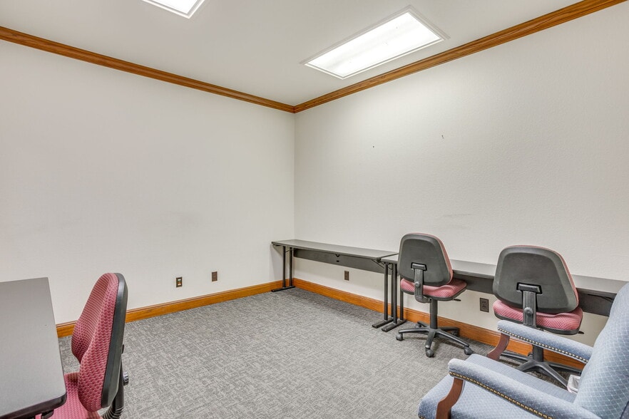 More Photos Of 4201 Gateway Dr, Colleyville Office For Sale