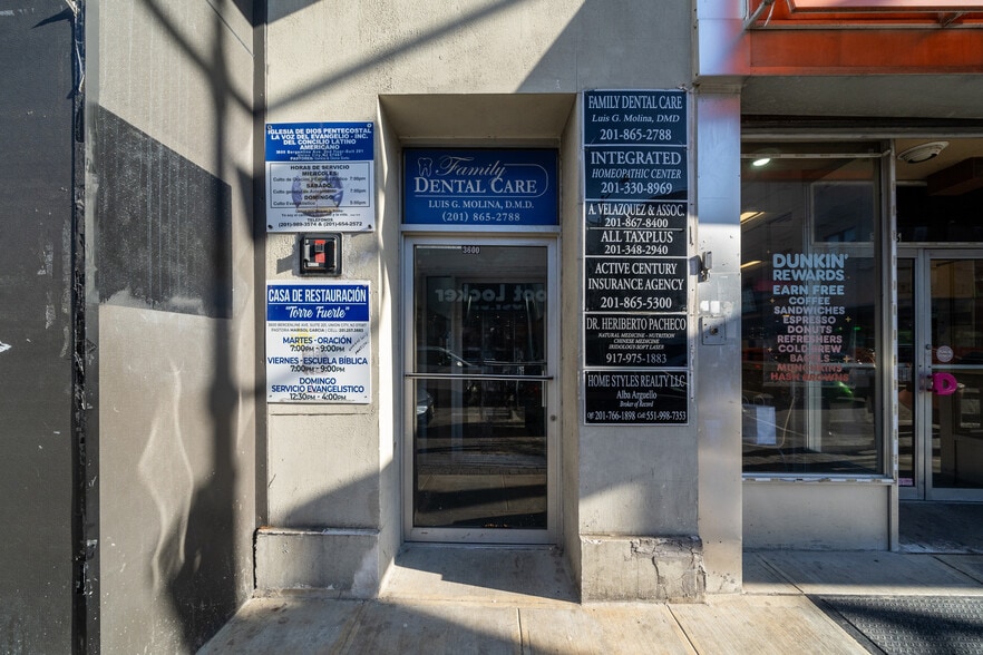 More Photos Of 3600 Bergenline Ave, Union City Storefront Retail Office For Lease