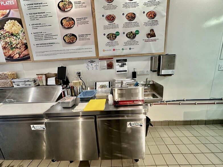 More Photos Of 370-400 Post Rd E, Westport General Retail For Lease