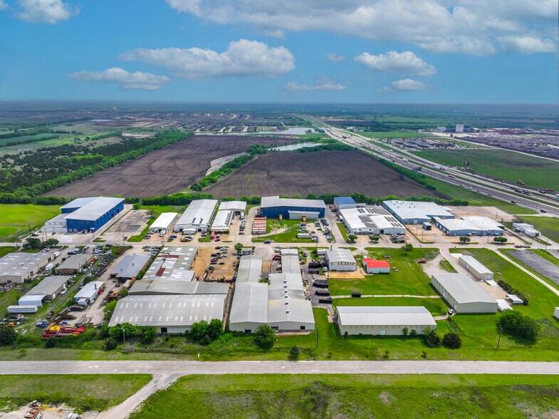 More Photos Of 1121-1201 Industrial Dr, Royse City Manufacturing For Sale