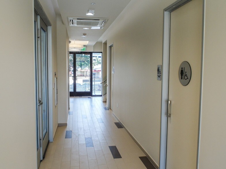 More Photos Of 1655 Southgate Ave, Daly City Medical For Lease