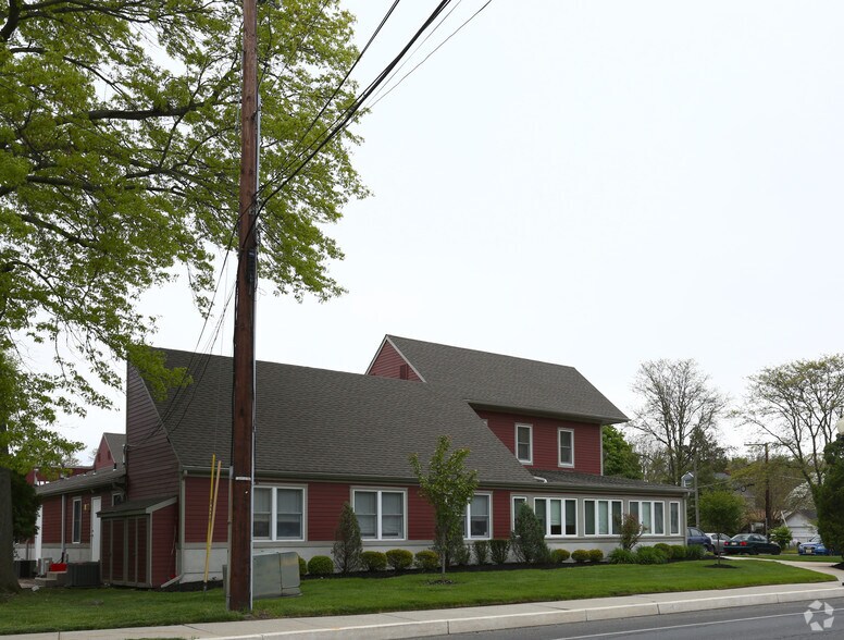 More Photos Of 120 Madison Ave, Mount Holly Medical For Lease