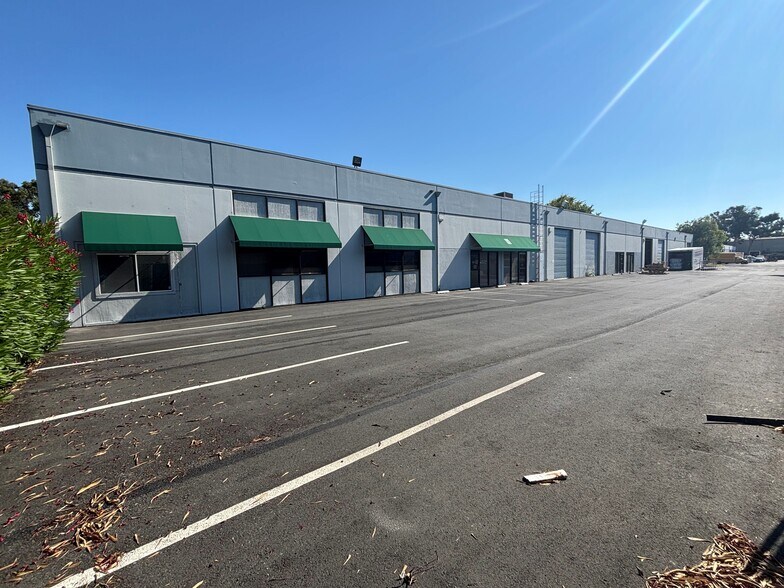 Primary Photo Of 130 Mason Cir, Concord Warehouse For Lease