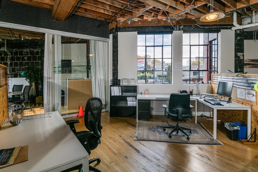 More Photos Of 240 N Broadway, Portland Loft Creative Space For Lease