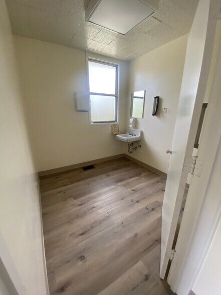 More Photos Of 65 N 14th St, San Jose Medical For Lease