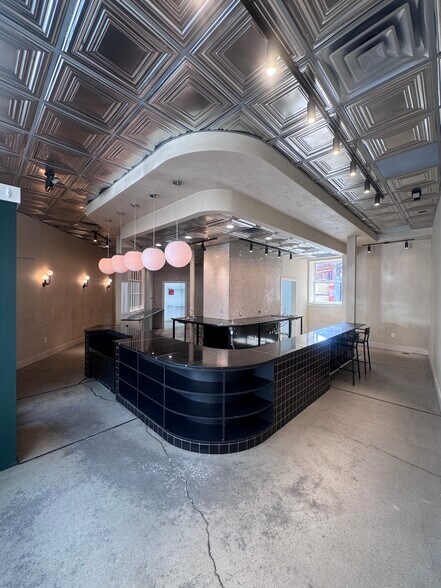 More Photos Of 849 Massachusetts Ave, Indianapolis Storefront For Lease