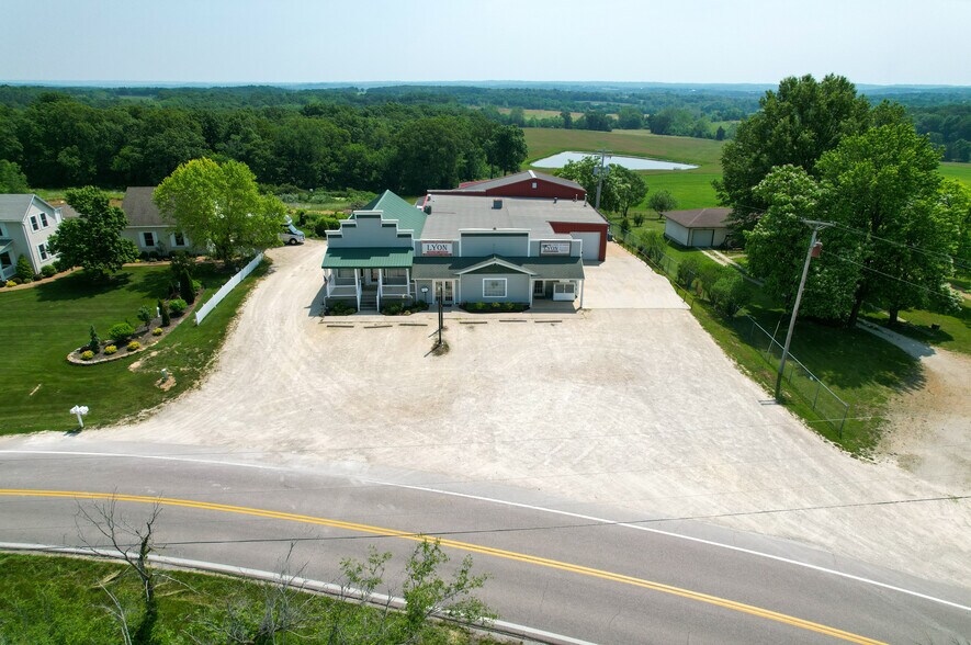 More Photos Of 4634 Highway 185, New Haven Freestanding For Sale