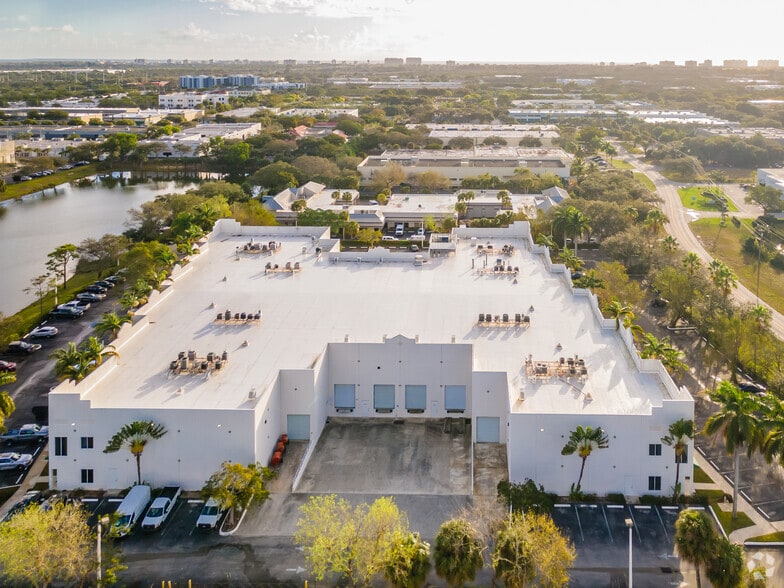 More Photos Of 1141 S Rogers Cir, Boca Raton Distribution For Lease