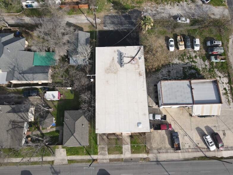 More Photos Of 4810 San Pedro Ave, San Antonio Office For Sale