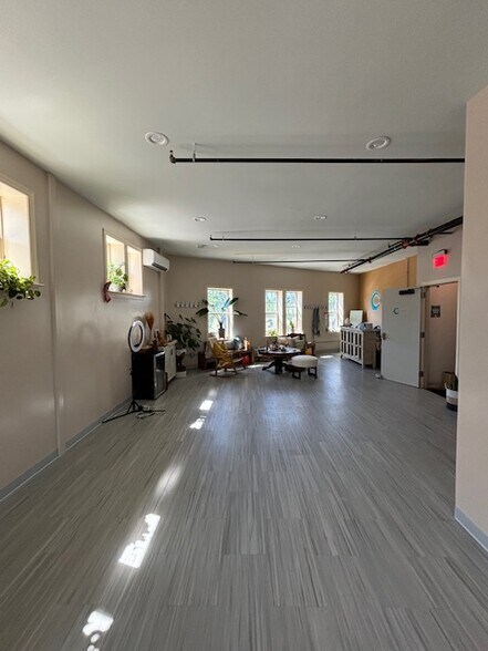 More Photos Of 3305 Rhode Island Ave, Mount Rainier Daycare Center For Lease