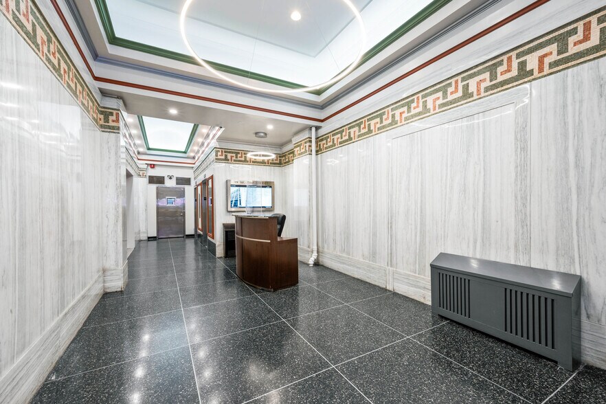 More Photos Of 19 W 21st St, New York Office For Lease