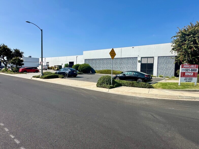 More Photos Of 8227 Sorensen Ave, Santa Fe Springs Manufacturing For Lease
