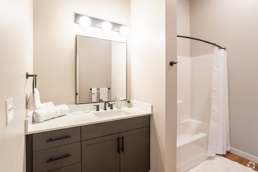 More Photos Of 75 Canal St, Manchester Apartments For Lease