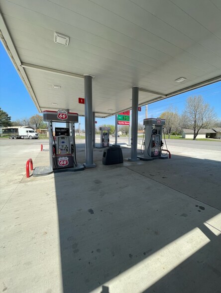 More Photos Of 610 Highway 270, Krebs Convenience Store For Sale