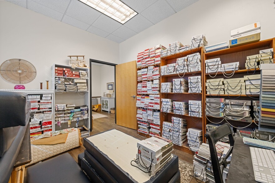 More Photos Of 5011 Departure Dr, Raleigh Showroom For Sale