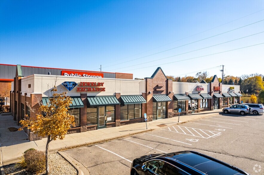 More Photos Of 3090 Courthouse Ln, Eagan General Retail For Lease