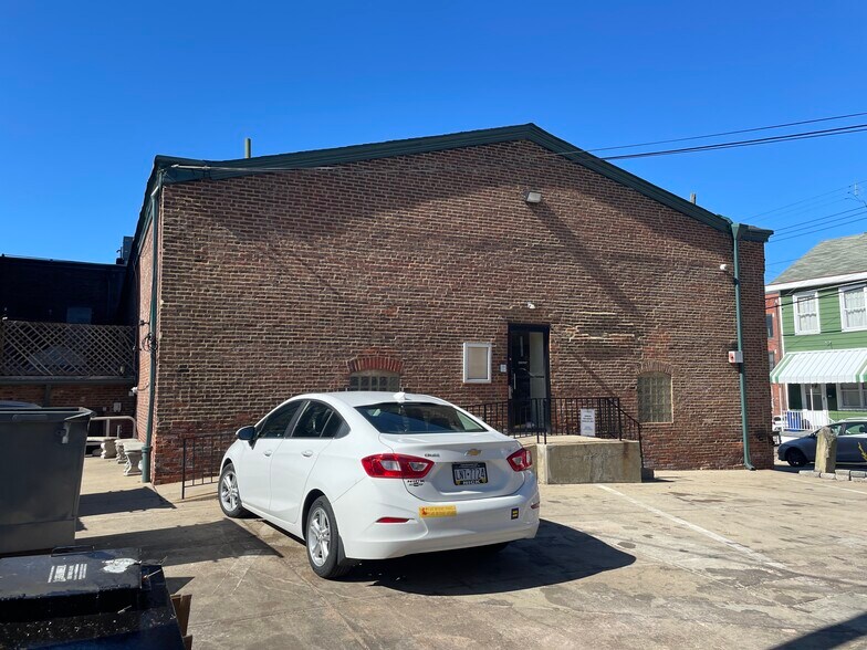 More Photos Of 4126-4130 Butler St, Pittsburgh General Retail For Sale
