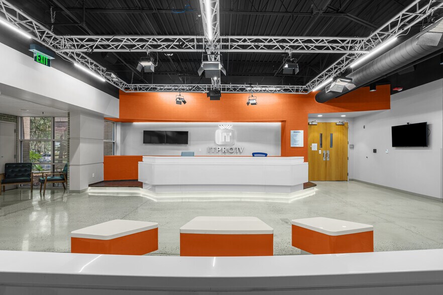 More Photos Of 7525 NW 4th Blvd, Gainesville Medical For Lease