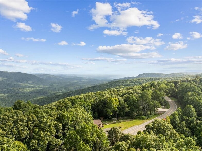 More Photos Of 9440 GA-52, Chatsworth Hospitality For Sale