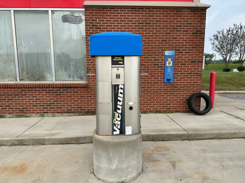 More Photos Of 7116 Highway 73 Hwy, Denver Carwash For Sale