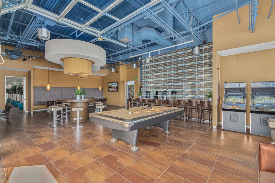 More Photos Of 4650 E Cotton Center Blvd, Phoenix Office For Lease