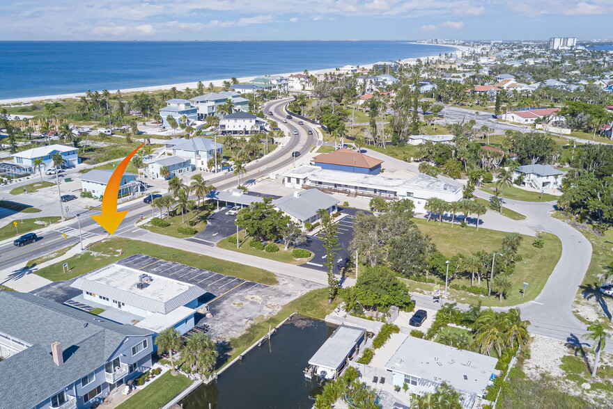 More Photos Of 6101 Estero Blvd, Fort Myers Restaurant For Sale