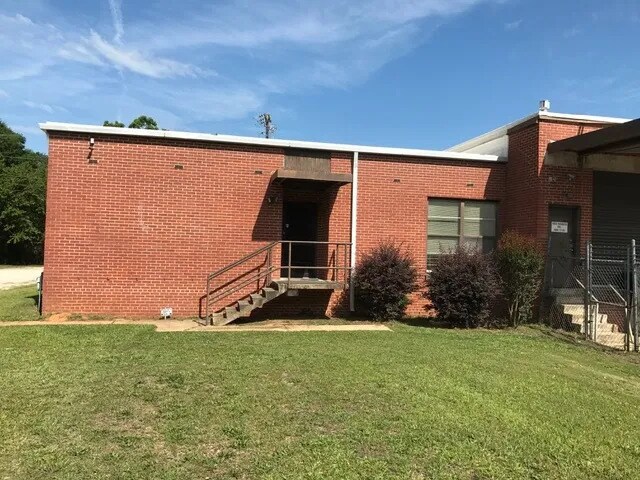 More Photos Of 3609 Lower Wetumpka Rd, Montgomery Warehouse For Sale