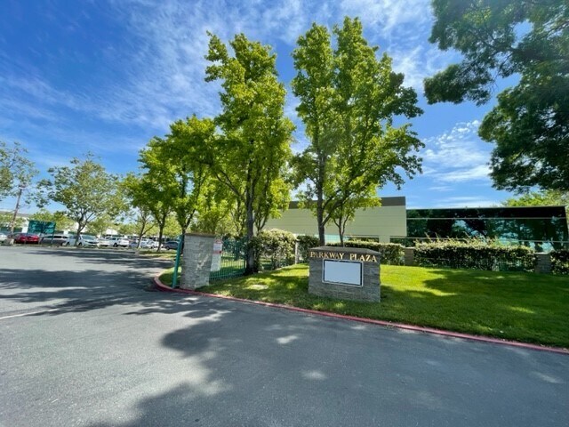 More Photos Of 3333 Vaca Valley Pky, Vacaville Research And Development For Lease