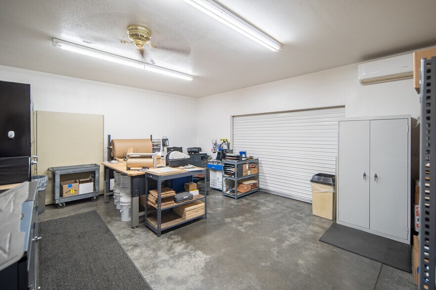 More Photos Of 2643 N 37th Dr, Phoenix Manufacturing For Sale