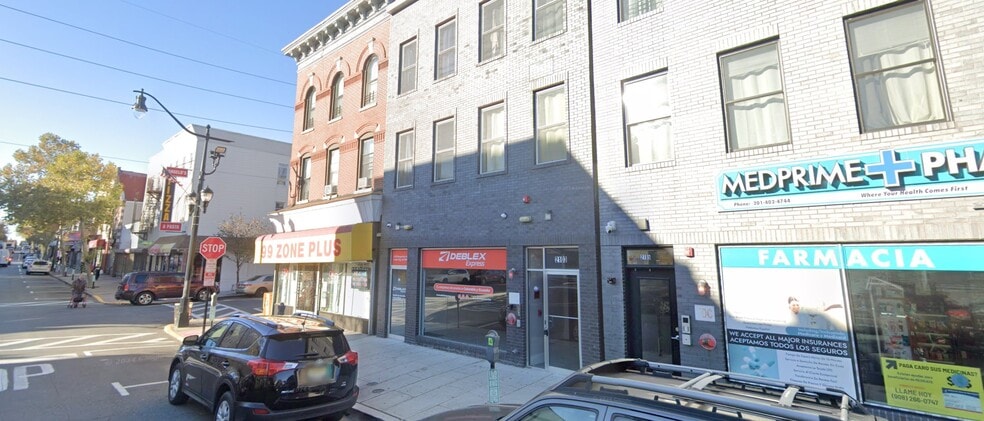Primary Photo Of 2103 Bergenline Ave, Union City Apartments For Lease