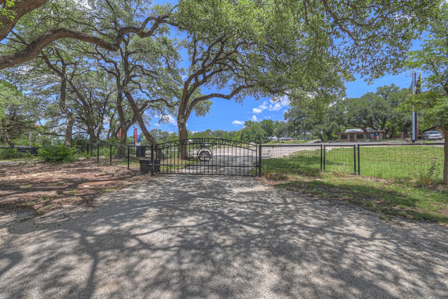 More Photos Of 14147 FM 306, Canyon Lake Trailer Camper Park For Sale