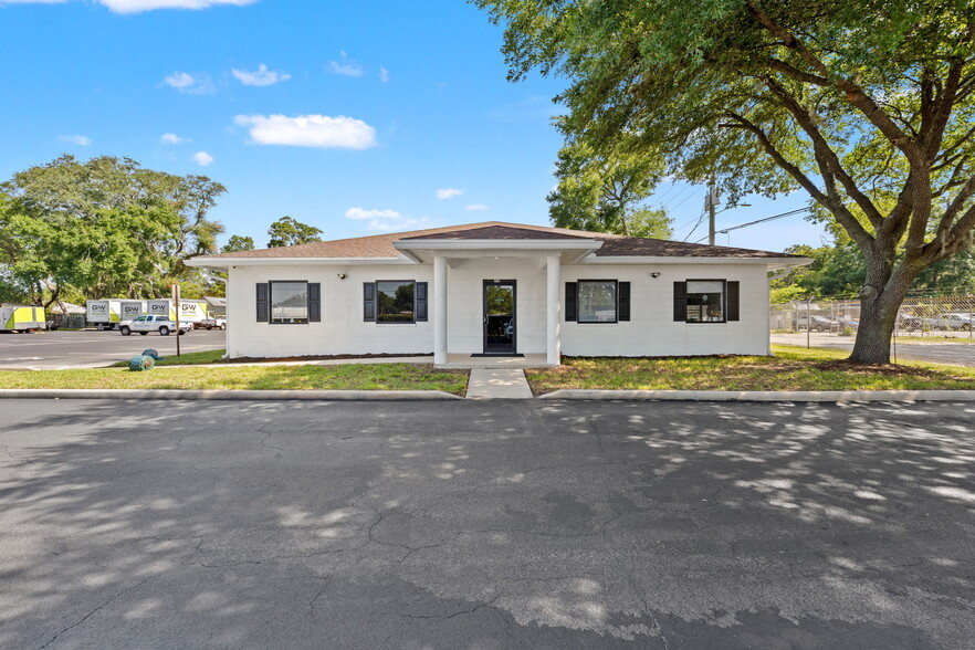 Primary Photo Of 2820 Spring Glen Rd, Jacksonville Office For Sale