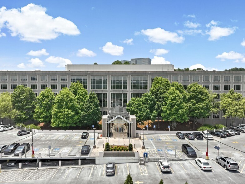 More Photos Of 4100 Wildwood Pky, Atlanta Unknown For Lease