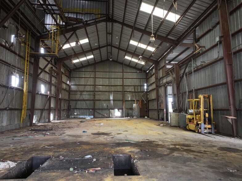 More Photos Of 1331 Stancell St, Roanoke Rapids Warehouse For Sale