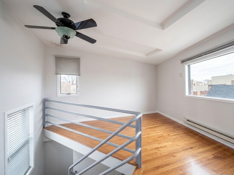 More Photos Of 2554 37th St, Astoria Apartments For Sale