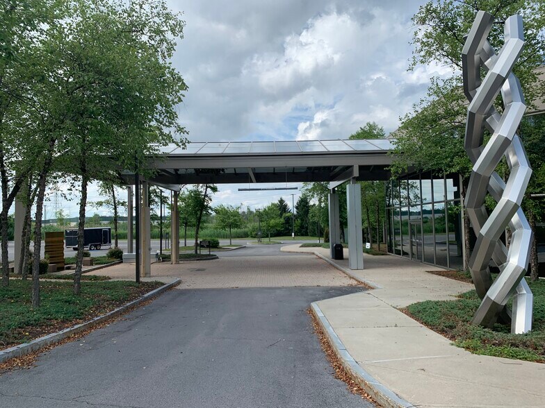 More Photos Of 6711 Towpath Rd, East Syracuse Medical For Lease