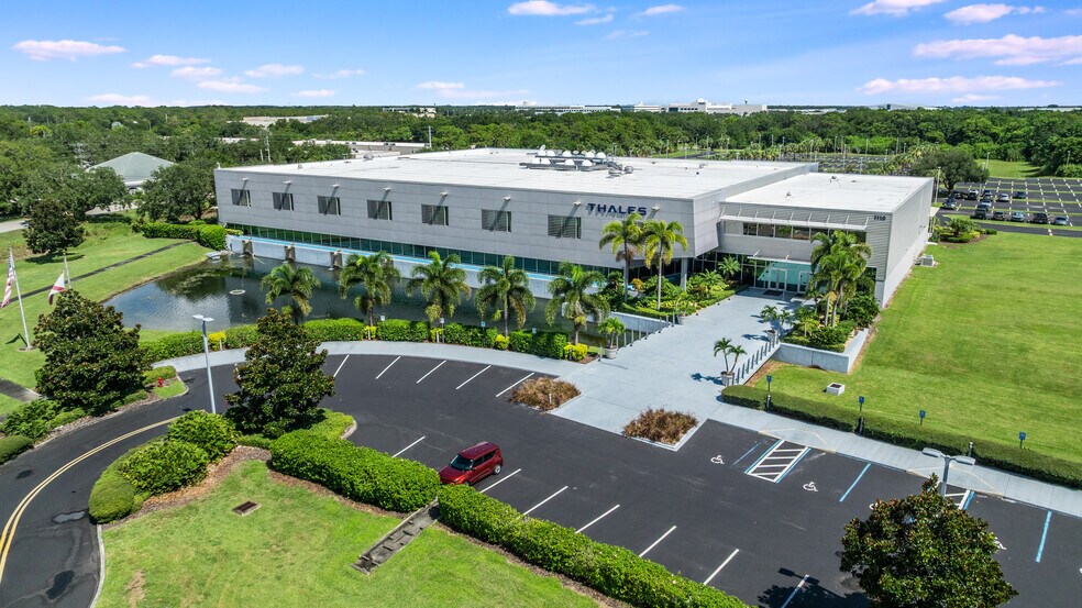 Primary Photo Of 1110 W Hibiscus Ave, Melbourne Flex For Lease