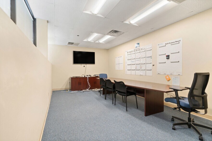 More Photos Of 629 Centre St, Brockton Office For Lease